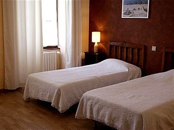 Logis Hotel De La Paix - Турню Экстерьер фото